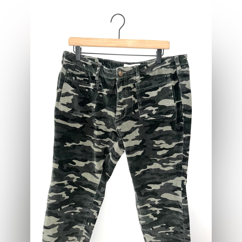 Anthropologie Pilcro & the Letterpress High Rise Camo Velvet Skinny Pants - Picture 7 of 12